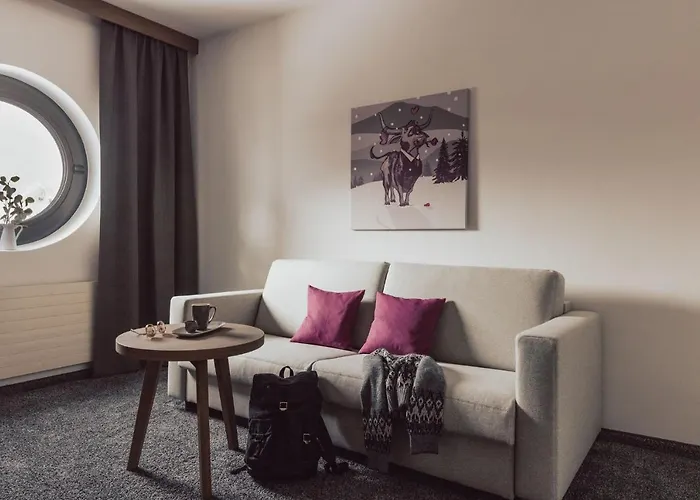 Lisl - Alpine Comfort 퀴타이